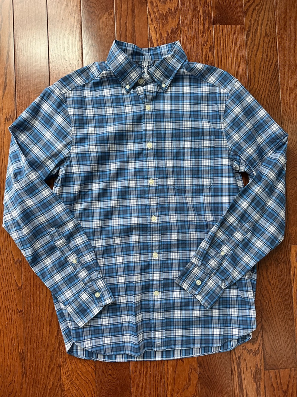 Vineyard Vines Blue and White Plaid Button-Down Shirt